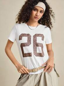 INAWLY Kaos Wanita Motif Leopard dengan Angka di Bagian Leher Bulat - Putih - View 1
