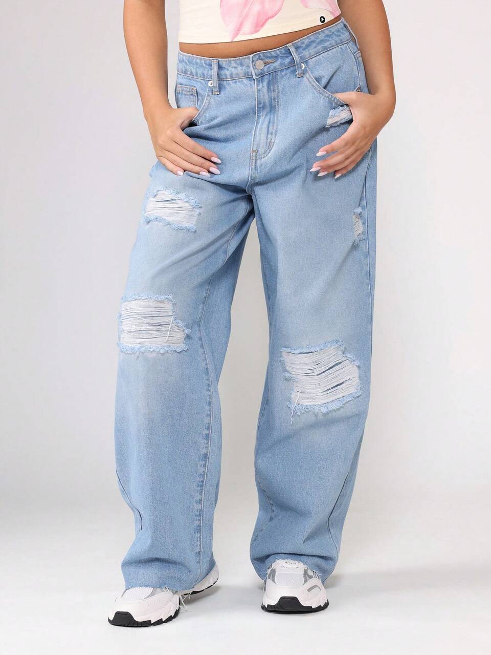 Distressed Wide Leg Denim Jeans With Ripped Details