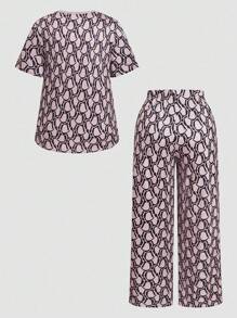 SHEIN 2pcs/Set Plus Size Beach Vacation Casual All-Over Print T-Shirt And Pants Set - Coffee Brown - View 2