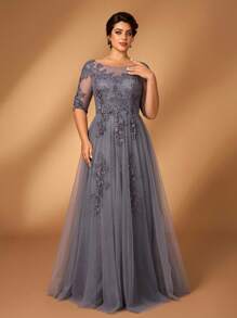 Serin Plus Size Summer Romantic Elegant Gorgeous Gray Lace Splicing Mesh Round Neck Three-Quarter Sleeves Luxury Applique Design A-Line Hem Suitable For Dinner Date Dance Bachelorette Party Music Festival Holiday Wedding Event Evening Dress Bride Mother Dress