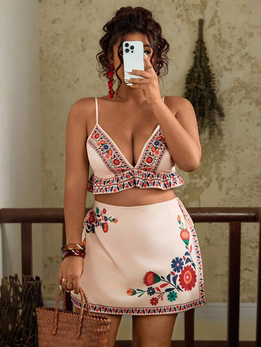 Travachic Plus Size Women's Summer Floral Print Shorts Set, Camisole Top With Ruffle Hem And Wrap Shorts 2pc Outfit Boho Festival Two Piece Outfit Summer  Embroidered Two Piece Set Boho Chic  Vacation Outfits Holiday Outfits   Urban Coastal Style Country Outfits Old Money Vintage Clothes Teacher Outfits Back To School Going Out Outfits Summer Two Piece Set Boho Two Piece Set - Apricot - View 1