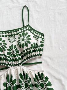 Dreamara 大码女式绿色热带花卉印花镂空系带腰部 A 字中长吊带连衣裙，度假装 - 綠色 - 查看 4