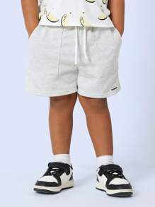 SUMWON Ensemble coordonné d'été pour enfants. T-shirt avec imprimé banane, shorts en jersey avec cordon de serrage. Tenue de plage décontractée pour les vacances. Confort toute la journée, coupe ample