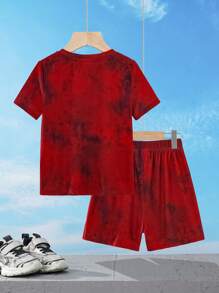 SUPERMAN X SHEIN Conjunto de 2 piezas de camiseta de manga corta con estampado gráfico de superhéroe teñido anudado y pantalones cortos para niño, de verano - Rojo - Ver 3