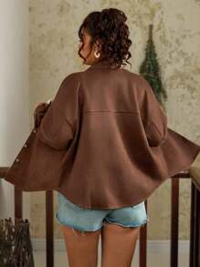 SHEIN VCAY 大码女式摩卡绒面长袖衬衫，带前口袋，宽松西式休闲纽扣衬衫 - 摩卡棕 - 查看 2