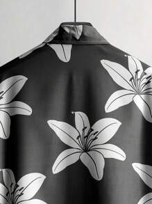 Manfinity RSRT Men's Floral Print Single-Breasted Casual Short Sleeve Shirt