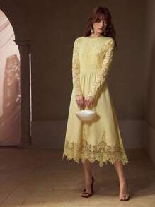 MOTF PREMIUM GUIPURE LACE PANEL ZIPPER BACK FLARE HEM DRESS - Yellow - View 5