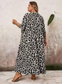 SHEIN CURVE+ Vestido casual suelto de unicolor con cuello en V y manga larga, parches, talla grande, Vestido de leopardo de talla grande, Vestido de animal de talla grande, Vestido de verano de talla grande, Vestido de leopardo de talla grande