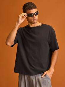 Musero 宽松版型刺绣短袖T恤夏季假期 - 黑色 - 查看 1