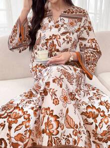 Yasmyna Vestido árabe con estampado floral, cuello en V con muescas y mangas de campana para mujer