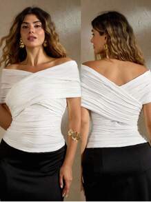 Flirla Tricou de damă Plus Size, cu mânecă scurtă, model jacquard, cu imprimeu floral și decolteu în V, cu umeri goi - alb - Vizualizare 1