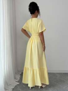 Elenzga Nouvelle mode Femmes Col rond Manches courtes Design plissé Cordon de serrage à la taille Volants à l'ourlet Robe décontracté polyvalente élégante pour femmes
