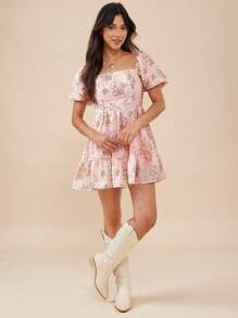 WESTFADE 花卉印花方领荷叶边下摆夏季短袖连衣裙