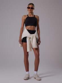 Musera Sport 运动交叉肩带修身露脐吊带背心，适合运动健身、夏季板式网球俱乐部和健身房穿着。 - 黑色 - 查看 5