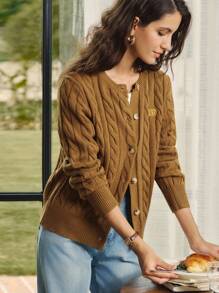 Briarwyn 女式字母刺绣扭纹长袖单排扣针织开衫 秋冬女装 返校节 复古风