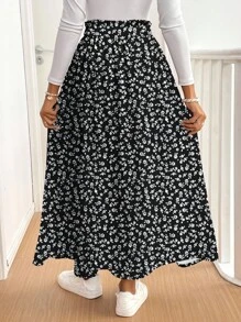 SHEIN Frenchy 女士休闲度假高开叉伞形下摆半身裙，适合夏季，碎花，法式优雅