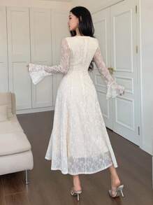 DAZY 女士方领花卉蕾丝喇叭袖优雅中长连衣裙 - 米色 - 查看 2
