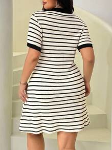 Solflare 条纹休闲大码女式夏季短袖连衣裙
