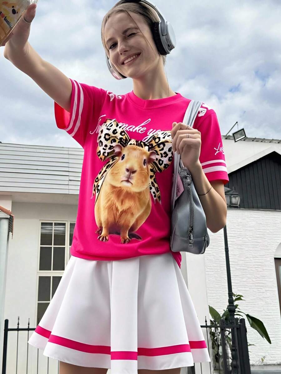 SHEIN Explorewe Conjunto de vestido casual blanco con camiseta de manga a rayas y diseño de capibara lindo para niñas en verano - Rosa - Ver 1
