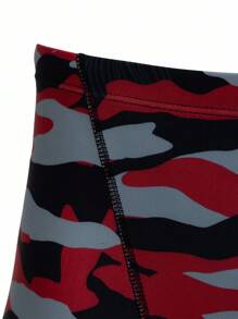 Manfinity KASUA Men Camo Print Letter Embroidery Swim Trunks