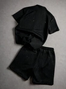 Manfinity EMRG 男士夏季休闲水钻装饰短袖衬衫和抽绳腰短裤套装 - 黑色 - 查看 7