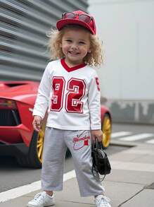 SHEIN 2 件套女婴休闲 V 领字母图案长袖针织上衣和直筒印花裤套装，秋冬 - 彩色 - 查看 3