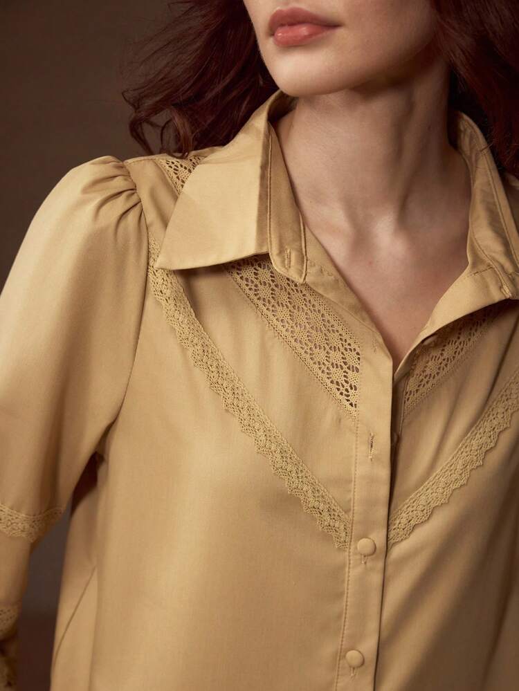 CONTRAST LACE BUTTON UP SHIRT