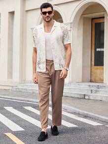 Manfinity VCAY 男士刺绣针织衬衫，适合度假 - 杏色 - 查看 3