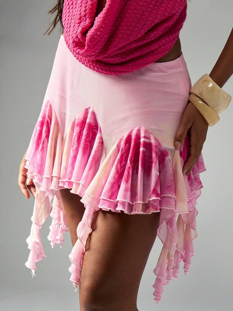 MISSGUIDED Ruffled High Waist Mini Skirt With Dramatic Pink Tie Dye Print And Waterfall Hem Detail Festival Concert Party Beachwear Statement Fashion Summer Evening