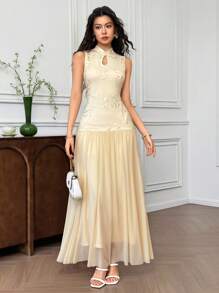 EastFlair Đầm dài không tay cổ vuông thêu hoa cho nữ, phong cách Trung Hoa thanh lịch - Màu be - Xem 1