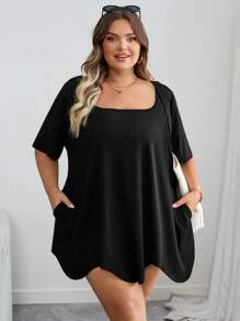 SHEIN CURVE+ 大码女装/秋季/冬季女装/冬季大码方领不对称下摆口袋短袖T恤黑色上衣 8XL 女装 6XL 女装 5XL 大码女装 大码上衣 大码女装 大码女装 大码女装 假日 女装 秋季 女装 冬季 大码女装 - 黑色 - 查看 4