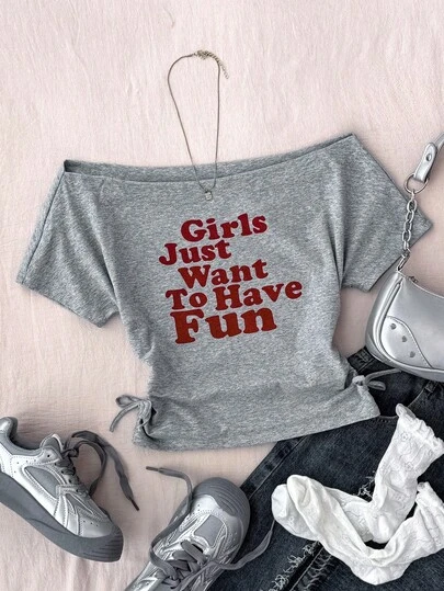 少女休闲红色女孩只想玩得开心比口号白色露肩领文字印花短腰聚拢短袖紧身裤，春夏季，基本款，日常款，百搭款，运动时尚夏季上衣，返校季，校服