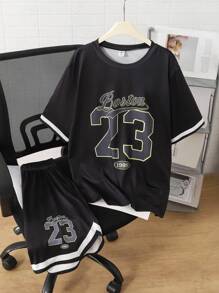 Set di abbigliamento sportivo stampato per ragazzi adolescenti, adatto per uso casual e sportivo