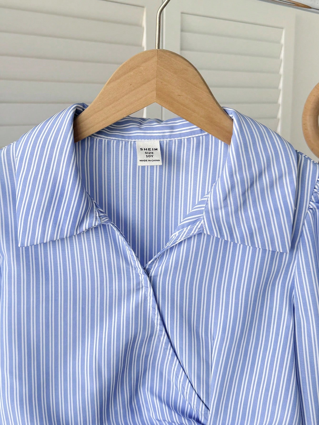 SHEIN قميص نسائي كاجوال ذو طراز رجعي باللونين الأز...