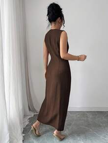 Selianne 女士优雅商务休闲太阳裙，纯色圆领收腰，金色金属扣装饰，无袖中长款，适合工作、度假、下午茶、春夏季 - 咖啡棕 - 查看 2