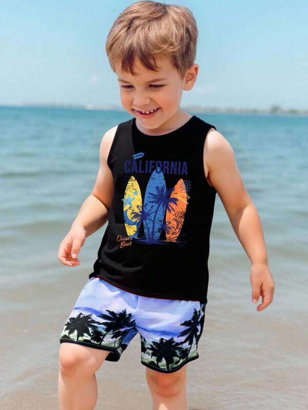 SHEIN Estilo informal de vacaciones para niño pequeño, camiseta de tirantes con estampado de tablas de surf coloridas, estampado clásico del nombre de una ciudad de California, silueta de estrella y palmera, adecuado para el verano