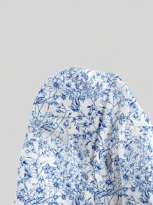 SHEIN EZwear 女士休闲度假三层蛋糕裙，适合夏季和度假，蓝白花卉、树枝和树叶印花 - 彩色 - 查看 5