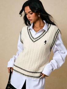 Poéselle 女式学院风麻花针织毛衣背心 - 撞色饰边 V 领套头无袖上衣、针织毛衣背心、女式学院风背心、麻花针织背心、V 领无袖毛衣、经典套头背心、复古毛衣背心、秋冬学院风针织衫 - 黑與白 - 查看 3