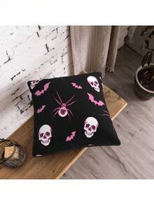 ROMWE Anime 1 Buah Sarung Bantal Velvet Dream dengan Motif Gelap, Menampilkan Laba-laba dan Kelelawar, Cocok untuk Mendekorasi Suasana Rumah yang Unik dan Menjadi Hadiah Festival Misterius, Dekorasi Rumah - Hitam - View 1