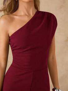 SHEIN BAE Bộ đồ liền thân ống rộng vai bất đối xứng màu đen dành cho nữ, trang phục đi chơi thanh lịch hàng ngày, hẹn hò, tiệc tùng, bộ đồ liền thân ống rộng vai bất đối xứng màu đen - Màu Đỏ Sâu - Xem 5