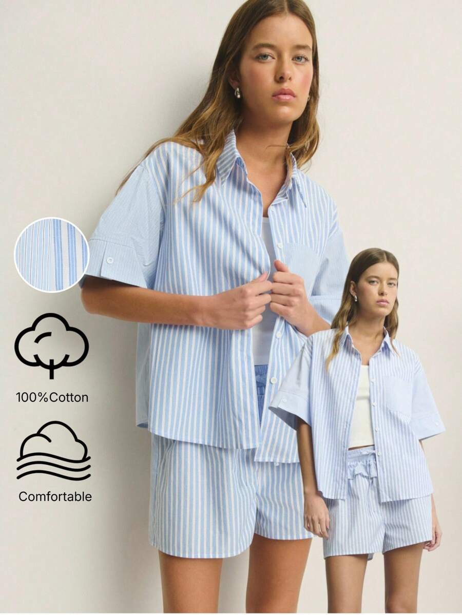 Nöista Conjunto de pijama de rayas verticales en azul claro, amarillo pálido y blanco que incluye una camisa de manga larga con botones y shorts a juego con volantes en la cintura y cordón. Fabricado en tejido de algodón suave y transpirable. Cómodo, informal, acogedor, ligero, de verano, relajado, elegante, lindo. - Azul y blanco - Ver 1