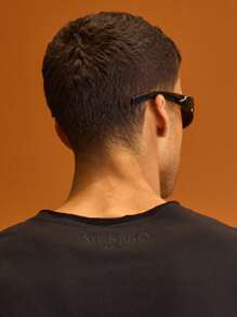 Musero 宽松版型刺绣短袖T恤夏季假期 - 黑色 - 查看 2