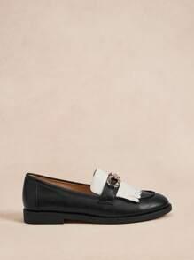 Rosivie Sepatu Loafer Kasual Wanita dengan Desain Rumbai dan Warna Kontras untuk Pemakaian Sehari-hari - Hitam - View 4