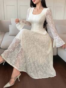 DAZY 女士方领花卉蕾丝喇叭袖优雅中长连衣裙 - 米色 - 查看 6