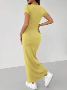SHEIN PETITE 女士圆领修身短袖连衣裙，适合春夏季日常穿着 - 淡黃色 - 查看 2
