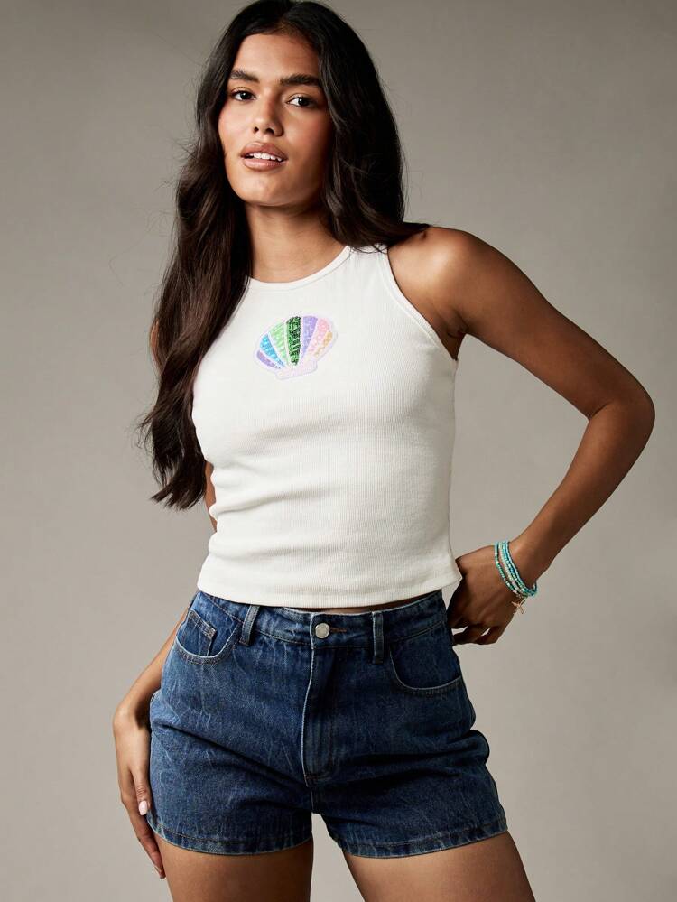 MISSGUIDED レインボーシェルのスパンコールパッチ付きリブタンクトップ