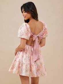 WESTFADE 花卉印花方领荷叶边下摆夏季短袖连衣裙