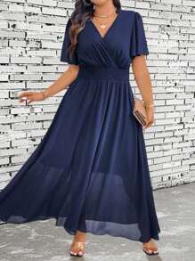 SHEIN PETITE Vestido corto de manga corta elegante de talla grande con ruedo amplio, decoración de volantes y ribete de encaje. Corte holgado para vacaciones o trabajo, vestimenta de mujer con escote en V, perfecto para bodas, tipo de Body petite, verano - Azul Marino - Ver 6