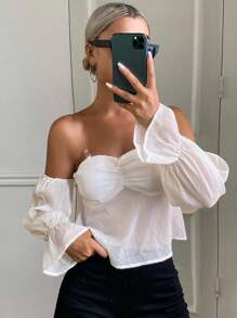 Livesso 女士杏色露肩褶皱泡泡袖纹理衬衫，适合春夏季度假和婚礼 - 杏色 - 查看 3