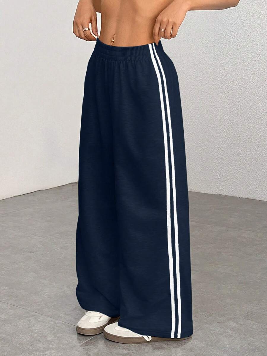 SHEIN PETITE Damskie spodnie dresowe z elastycznym pasem i szerokimi nogawkami w paski po bokach